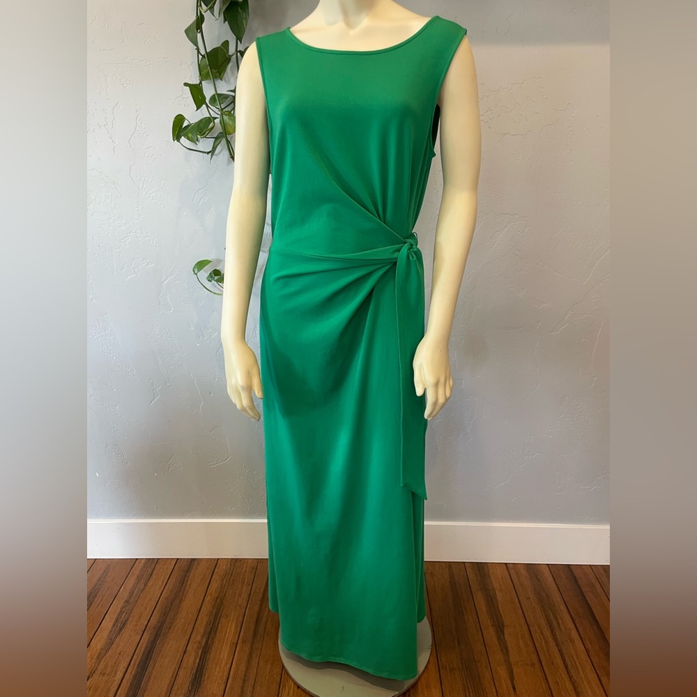 NWT lands end shamrock Green Sleeveless stretch maxi Dress size M (10/12)